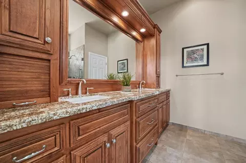 Bath - 1137 Shoreline Ct, Copperopolis, CA 95228 photo 1 of 5
