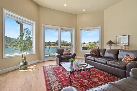 Living - 1137 Shoreline Ct, Copperopolis, CA 95228 photo 4 of 9