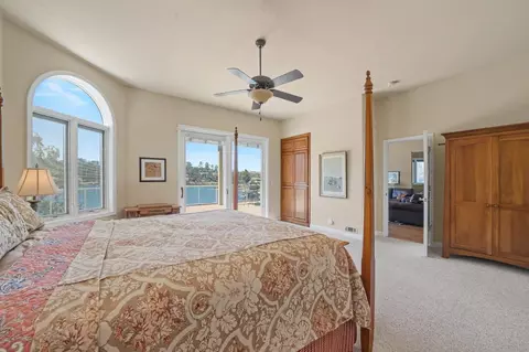 Bedroom - 1137 Shoreline Ct, Copperopolis, CA 95228 photo 4 of 10