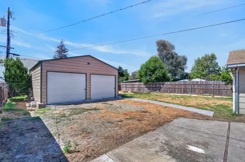 Exterior - 9436 Pershing Ave, Orangevale, CA 95662 photo 4 of 6