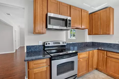 Kitchen - 9436 Pershing Ave, Orangevale, CA 95662 photo 4 of 4