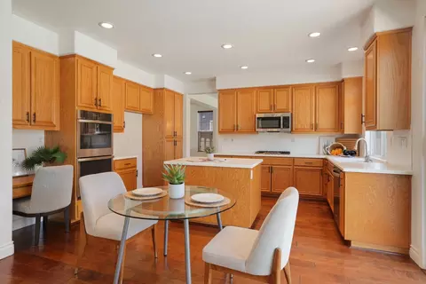 Kitchen - 305 Christopher Michael Ln, Tracy, CA 95377 photo 1 of 5