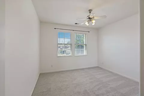 Bedroom - 305 Christopher Michael Ln, Tracy, CA 95377 photo 9 of 10
