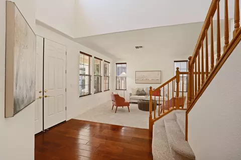 Entry Way - 305 Christopher Michael Ln, Tracy, CA 95377 photo 3 of 9