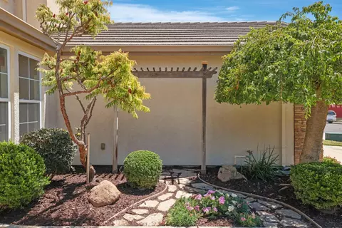 Exterior - 305 Christopher Michael Ln, Tracy, CA 95377 photo 6 of 12