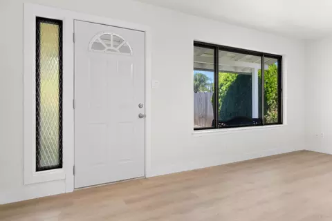 Living - 5758 Cada Cir, Carmichael, CA 95608 photo 1 of 4