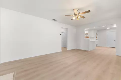 Living - 5758 Cada Cir, Carmichael, CA 95608 photo 3 of 4
