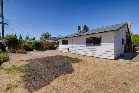 Exterior - 5758 Cada Cir, Carmichael, CA 95608 photo 5 of 7