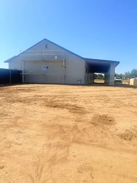 Exterior - 21250 Del Monte Rd, Madera, CA 93638 photo 4 of 5