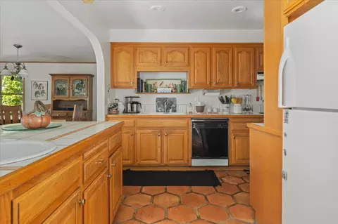 Kitchen - 791 Buckthorn Dr, Murphys, CA 95247 photo 2 of 4