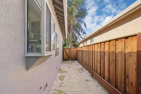 Exterior - 330 Falcon Ct, Tracy, CA 95376 photo 5 of 10