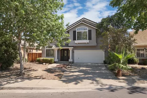 330 Falcon Ct, Tracy, CA 95376