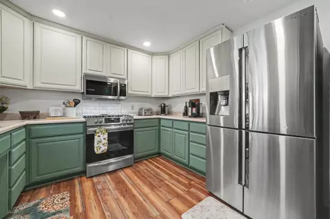 Kitchen - 509 Perry St, Jackson, CA 95642 photo 5 of 5