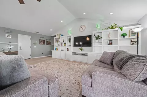Living - 509 Perry St, Jackson, CA 95642 photo 1 of 2