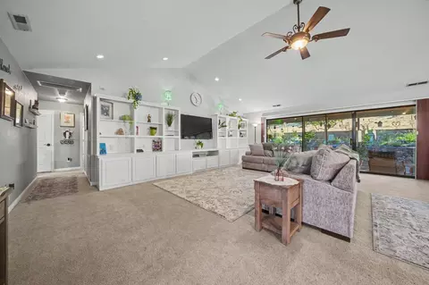 Entry Way - 509 Perry St, Jackson, CA 95642 photo 2 of 4