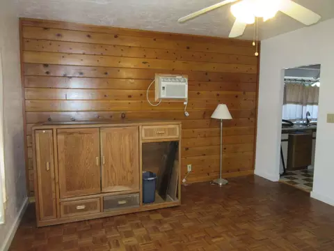 Living - 61 Ellis St, Stockton, CA 95204 photo 2 of 3