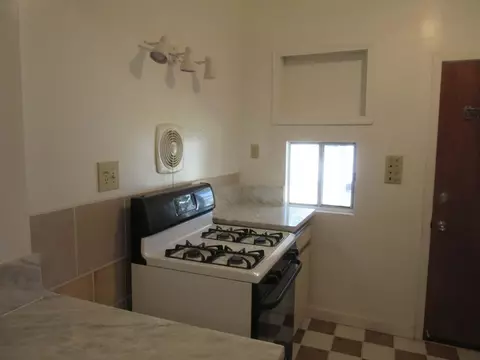 Kitchen - 61 Ellis St, Stockton, CA 95204 photo 3 of 3