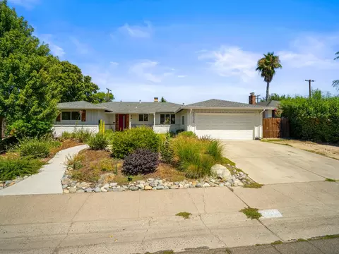 Exterior - 5936 Ranger Way, Carmichael, CA 95608 photo 8 of 10