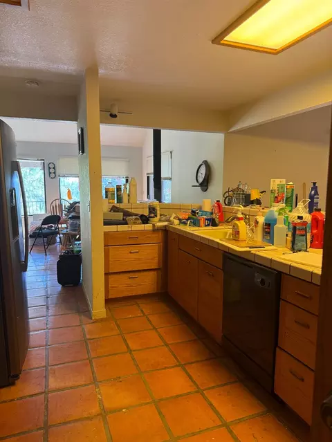 Kitchen - 18060 Burgen Dr, Applegate, CA 95703 photo 2 of 6