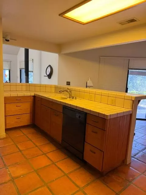 Kitchen - 18060 Burgen Dr, Applegate, CA 95703 photo 1 of 2