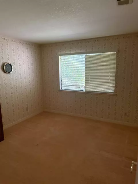 Bedroom - 18060 Burgen Dr, Applegate, CA 95703 photo 1 of 6