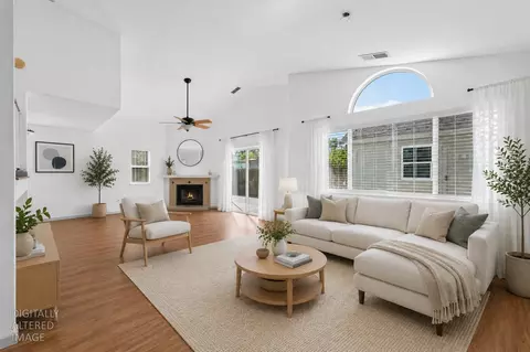 4834 Wind Creek Dr, Sacramento, CA 95838