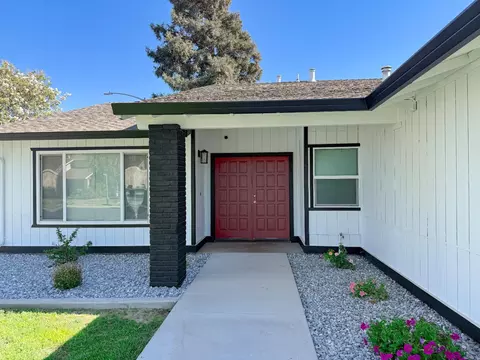 Exterior - 1310 Wimbledon Way, Manteca, CA 95336 photo 4 of 7