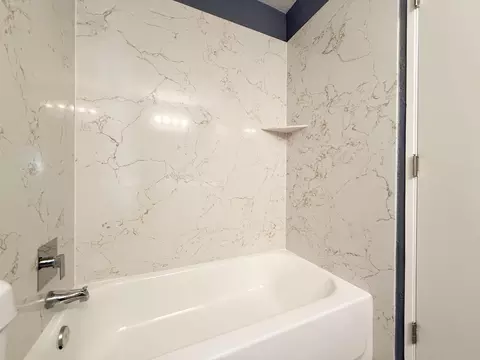 Bath - 1310 Wimbledon Way, Manteca, CA 95336 photo 3 of 6