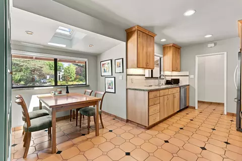 Kitchen - 819 Sycamore Ln, Davis, CA 95616 photo 3 of 5