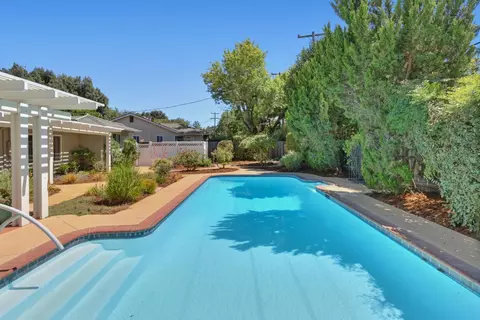 Exterior - 819 Sycamore Ln, Davis, CA 95616 photo 9 of 25