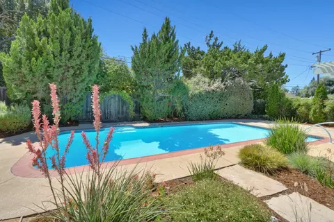 Exterior - 819 Sycamore Ln, Davis, CA 95616 photo 19 of 25
