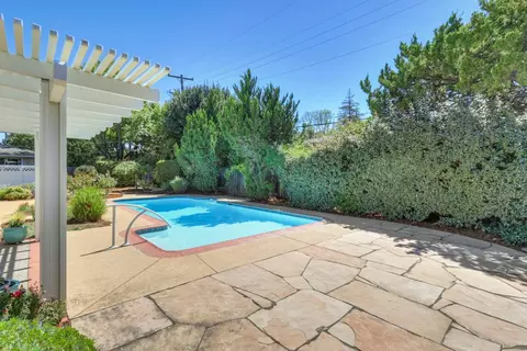 Exterior - 819 Sycamore Ln, Davis, CA 95616 photo 7 of 25
