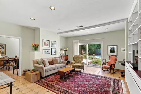 Living - 819 Sycamore Ln, Davis, CA 95616 photo 8 of 10