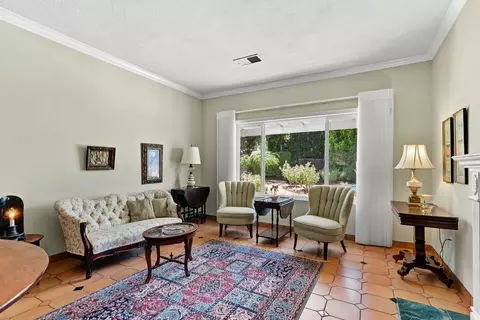 Living - 819 Sycamore Ln, Davis, CA 95616 photo 4 of 10
