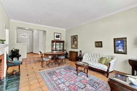 Living - 819 Sycamore Ln, Davis, CA 95616 photo 6 of 10