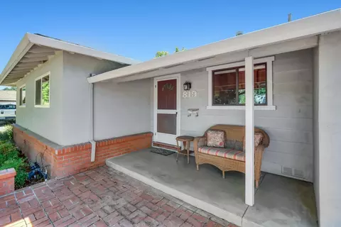 Exterior - 819 Sycamore Ln, Davis, CA 95616 photo 3 of 25