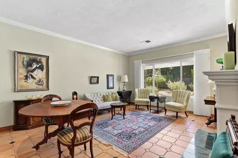 Living - 819 Sycamore Ln, Davis, CA 95616 photo 3 of 10