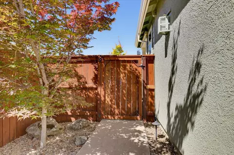 Exterior - 207 Ryans Ln, Grass Valley, CA 95945 photo 14 of 40