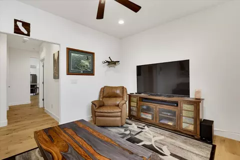 Living - 207 Ryans Ln, Grass Valley, CA 95945 photo 7 of 8