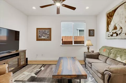 Living - 207 Ryans Ln, Grass Valley, CA 95945 photo 8 of 8