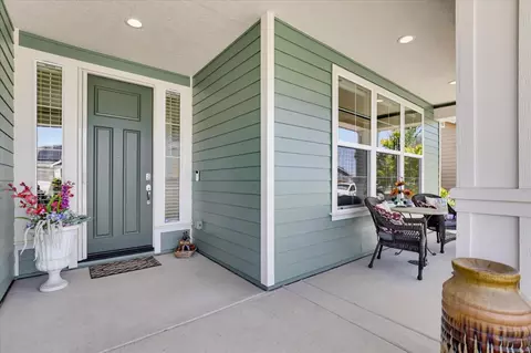 Exterior - 207 Ryans Ln, Grass Valley, CA 95945 photo 3 of 40