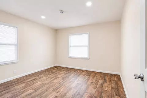 Bedroom - 828 W 23rd St, Merced, CA 95340 photo 3 of 5