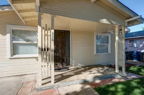 Exterior - 828 W 23rd St, Merced, CA 95340 photo 8 of 15
