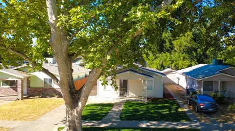 View/Area - 828 W 23rd St, Merced, CA 95340 photo 2 of 6