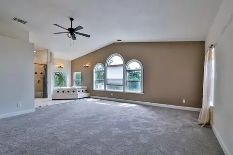 Living - 886 Cottage, Placerville, CA 95667 photo 7 of 8
