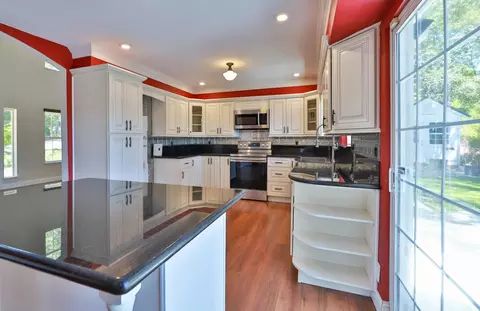 Kitchen - 886 Cottage, Placerville, CA 95667 photo 2 of 4