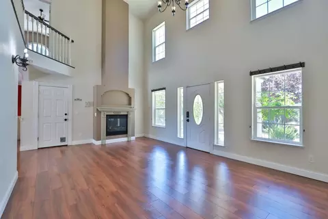 Living - 886 Cottage, Placerville, CA 95667 photo 2 of 8