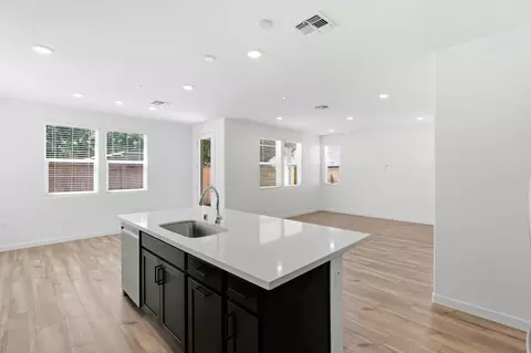 Other - 1043 Ginkgo Cir, Davis, CA 95618 photo 1 of 4