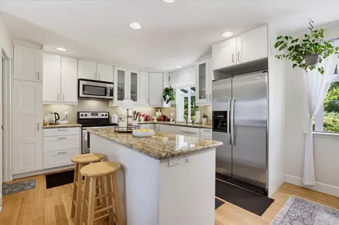 Kitchen - 16981 Scott Way, Grass Valley, CA 95949 photo 2 of 5