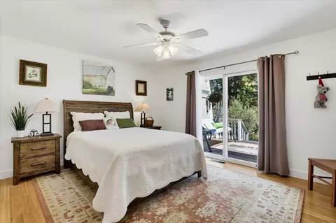 Bedroom - 16981 Scott Way, Grass Valley, CA 95949 photo 4 of 6